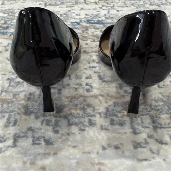 Black Women's Heels - Picture 4 of 7